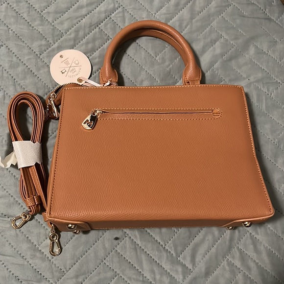 New 4 pockets leather gold Handbag . - Picture 4 of 11